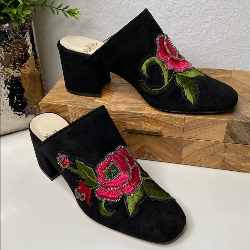 Butter Slide Mules Floral Embroidered Upper Wrapped Block heel Black Suede Sz 6